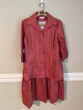 Women's Pink Patterned Two-Piece Skirt Set with Button-Front Top